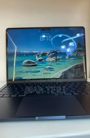 New Laptop Apple MacBook Pro 2025 M5 16GB Apple M5 SSD 512GB