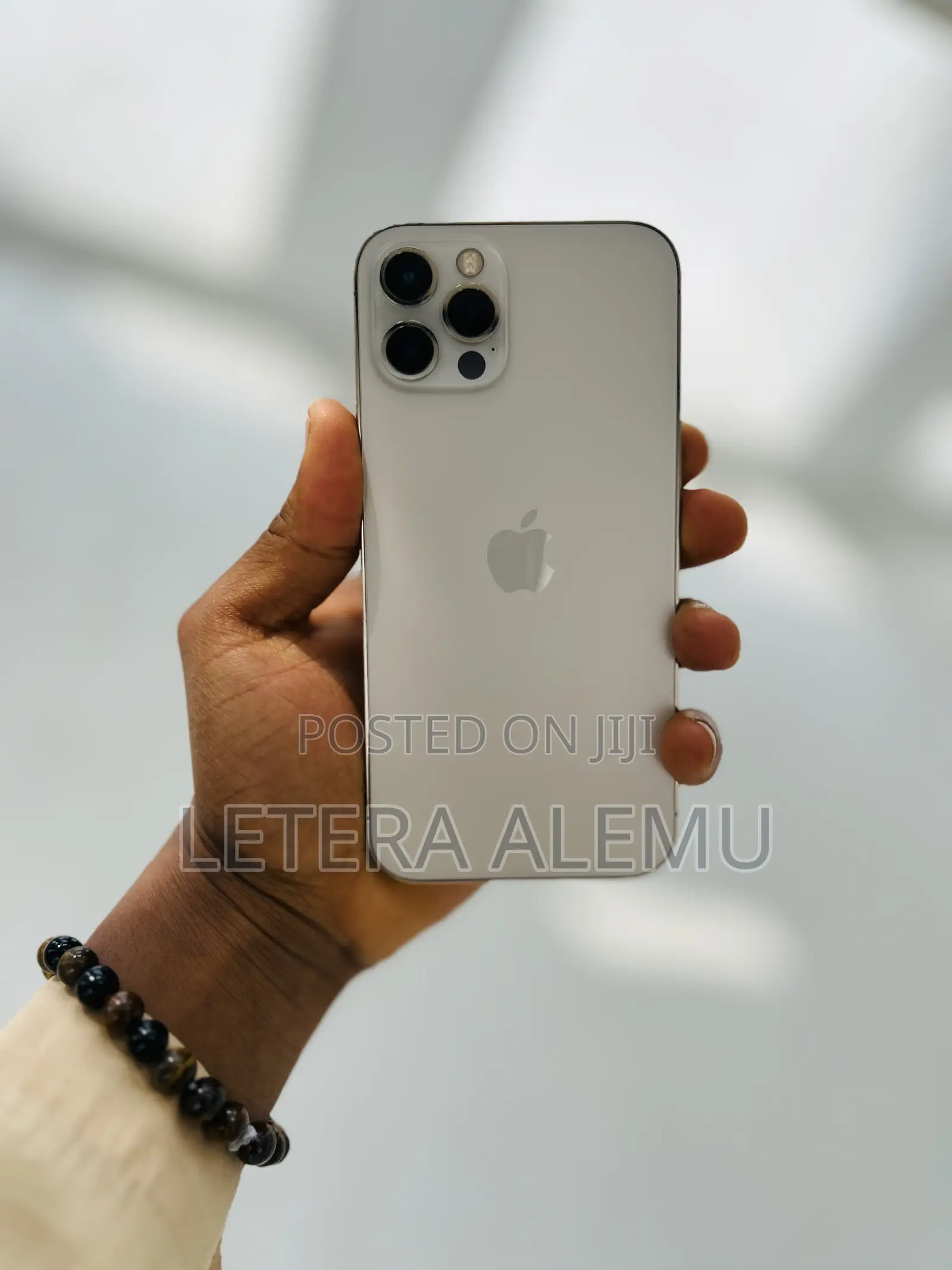 New Apple iPhone 12 Pro 128 GB Gold