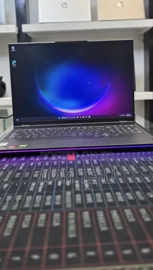 New Laptop Lenovo Legion 5 32GB AMD Ryzen 9 SSD 1T