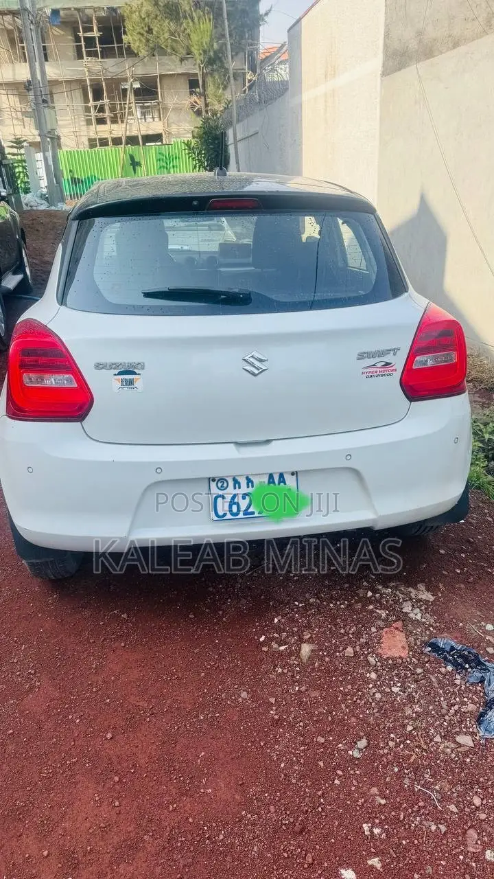 Suzuki Swift Sport 2022 White