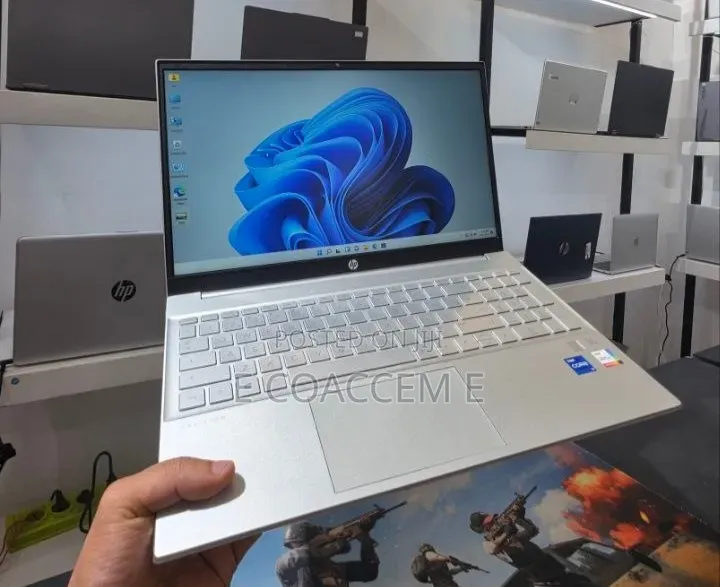 New Laptop HP 16GB Intel Core i7 SSD 512GB