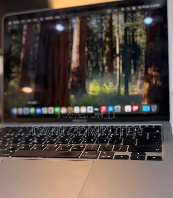 New Laptop Apple MacBook Air 2020 M1 8GB Apple M1 SSD 256GB