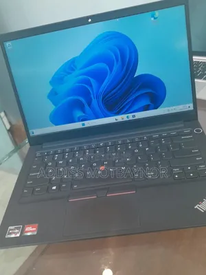 New Laptop Lenovo ThinkPad Yoga 8GB AMD Ryzen 5 SSD 512GB