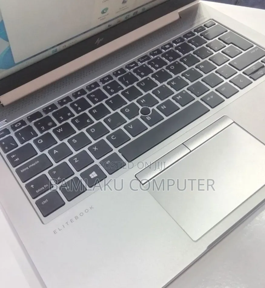 New Laptop HP EliteBook 830 G5 8GB Intel Core i5 SSD 512GB