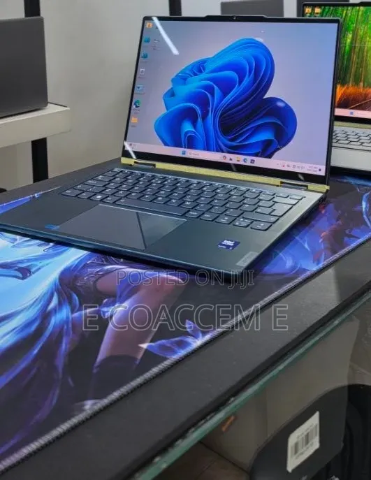 New Laptop Lenovo 16GB Intel Core Ultra 7 SSD 512GB