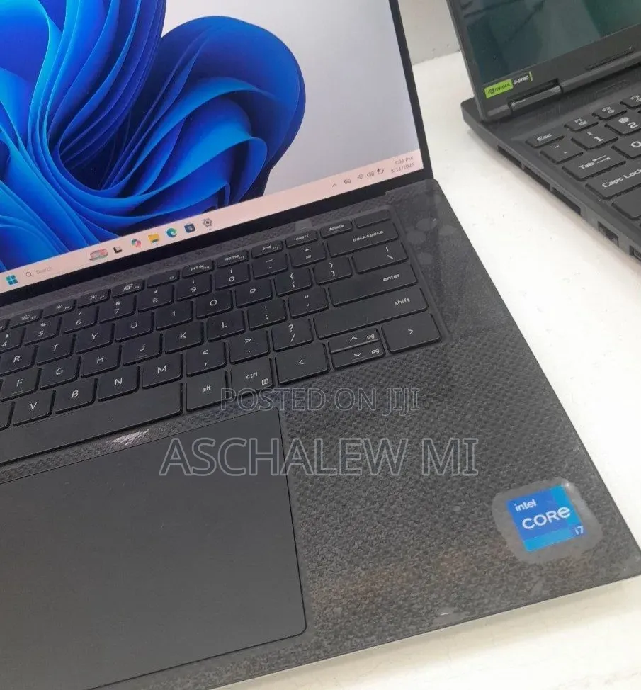 New Laptop Dell XPS 15 16GB Intel Core i7 SSD 512GB