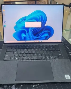 New Laptop Dell XPS 15 9500 16GB Intel Core i7 SSD 512GB