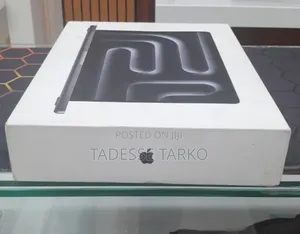 New Laptop Apple MacBook Pro 2024 M4 16GB Apple M4 Pro SSD 512GB