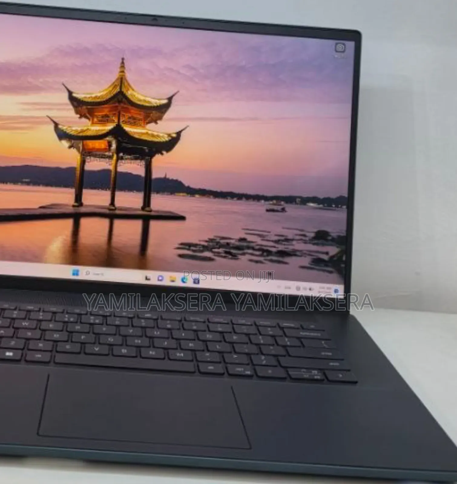 New Laptop Dell Inspiron 15 16GB Intel Core i7 SSD 1T