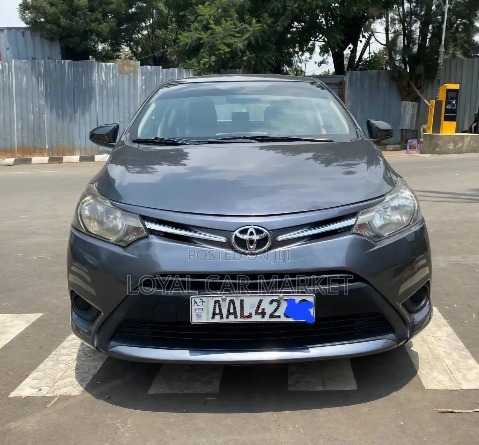 Toyota Yaris 2014 Gray