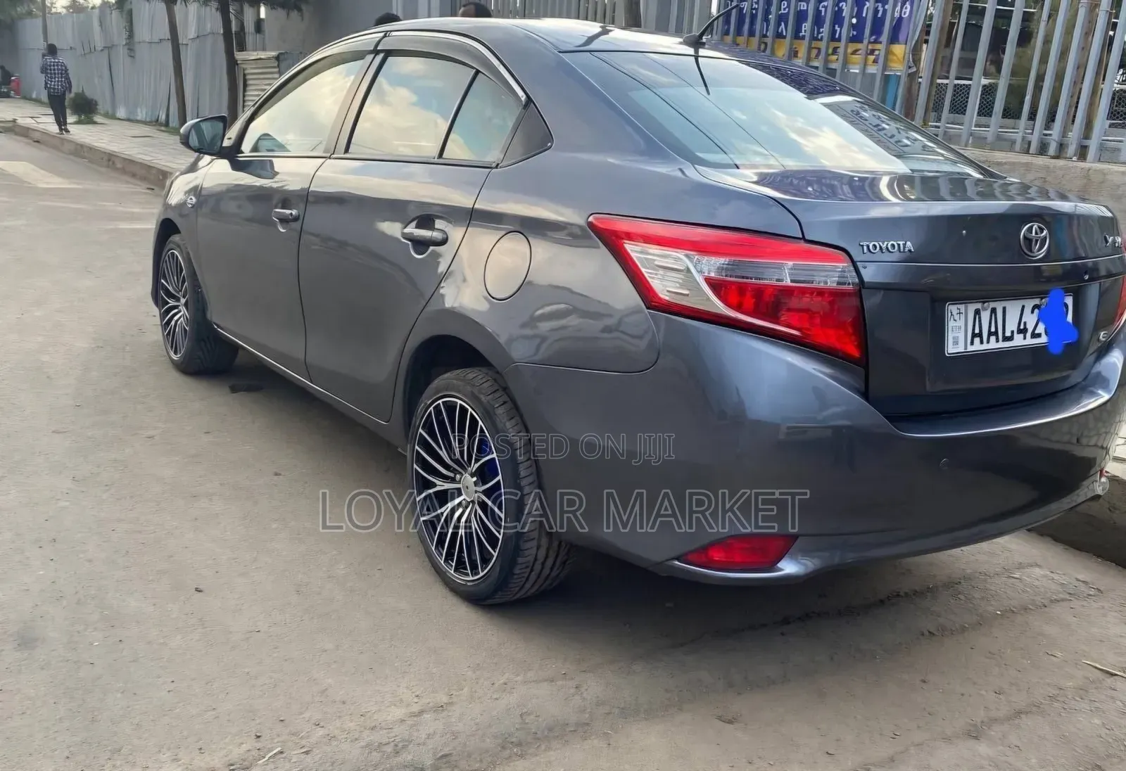 Toyota Yaris 2014 Gray