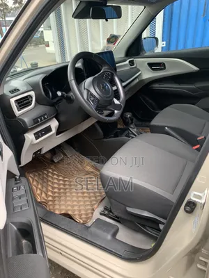 Suzuki Swift 2024 Beige