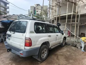 Toyota Land Cruiser 2003