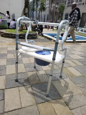 5in1 Toilet Chair and walker嘴豳Toilet Seat Frame
Raised Toilet Seat