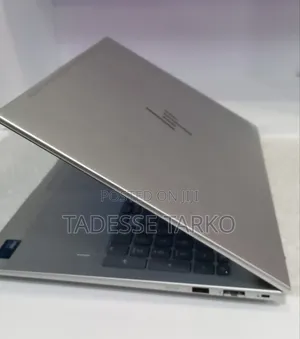 New Laptop HP EliteBook 660 G11 16GB Intel Core Ultra 7 SSD 512GB