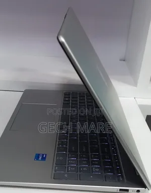 New Laptop HP Stream Notebook 16GB Intel Core i5 SSD 512GB
