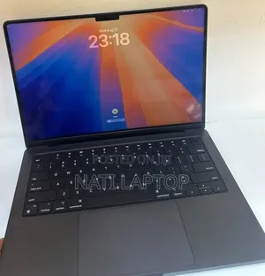 New Laptop Apple MacBook Pro 2024 M4 16GB Apple M4 Pro SSD 512GB