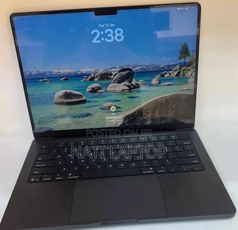 New Laptop Apple MacBook Pro 2024 M4 16GB Apple M4 Pro SSD 512GB