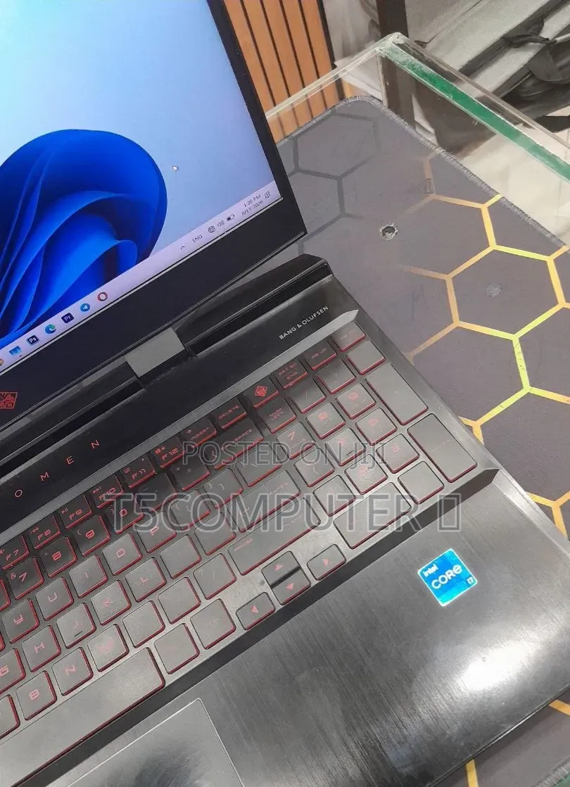 New Laptop HP Omen X 16GB Intel Core i7 SSD 512GB