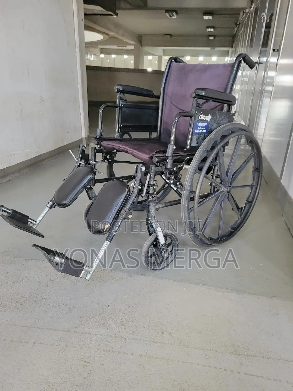 Wheelchair -Lightweight令領seat Extension That Easily Adjusts Seat