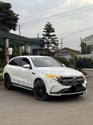 Mercedes-Benz EQC EQC400 4MATIC 2022 White
