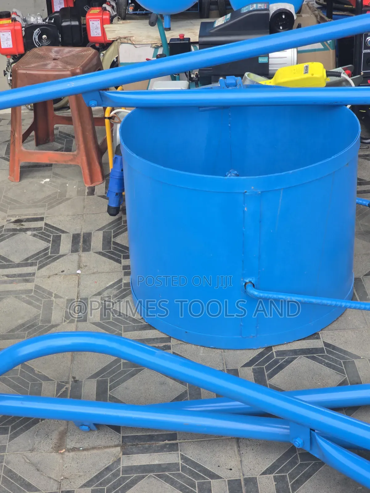 Winch Bucket Material Lifting
