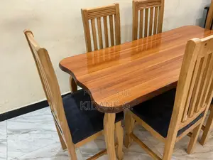 Dinning Table/ የምግብ ጠረጴዛ ከ6 ወንበር