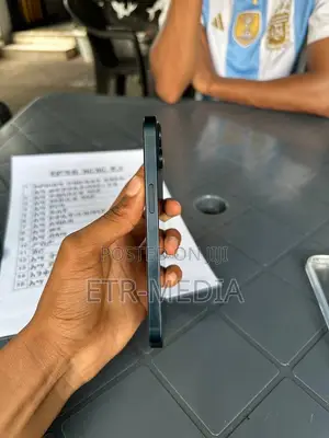 Apple iPhone 13 128 GB Black