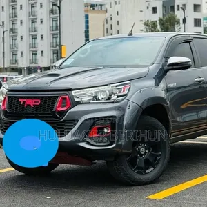 Toyota Hilux 2019 Black