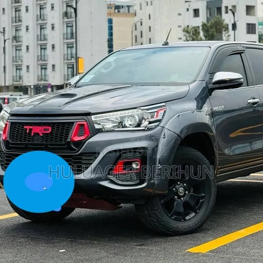 Toyota Hilux 2019 Black