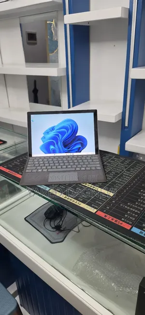 New Laptop Microsoft Surface Pro 7+ 32GB Intel Core i7 SSD 1T