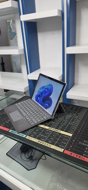 New Laptop Microsoft Surface Pro 7+ 32GB Intel Core i7 SSD 1T