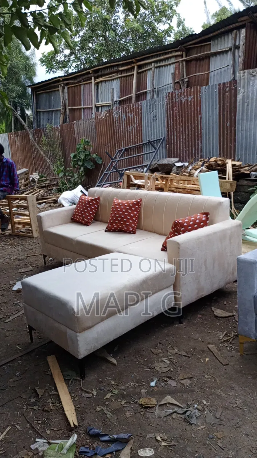 L Sofa for U
