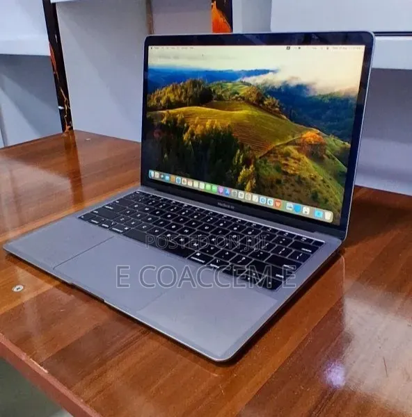 New Laptop Apple MacBook 8GB Intel Core i5 SSD 128GB