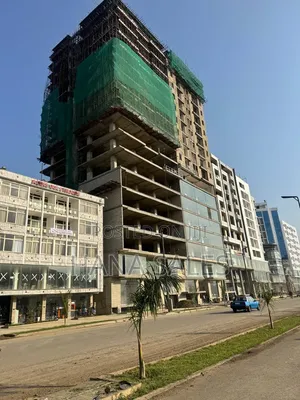 ሱቆችን እየሸጥን እንገኛለን