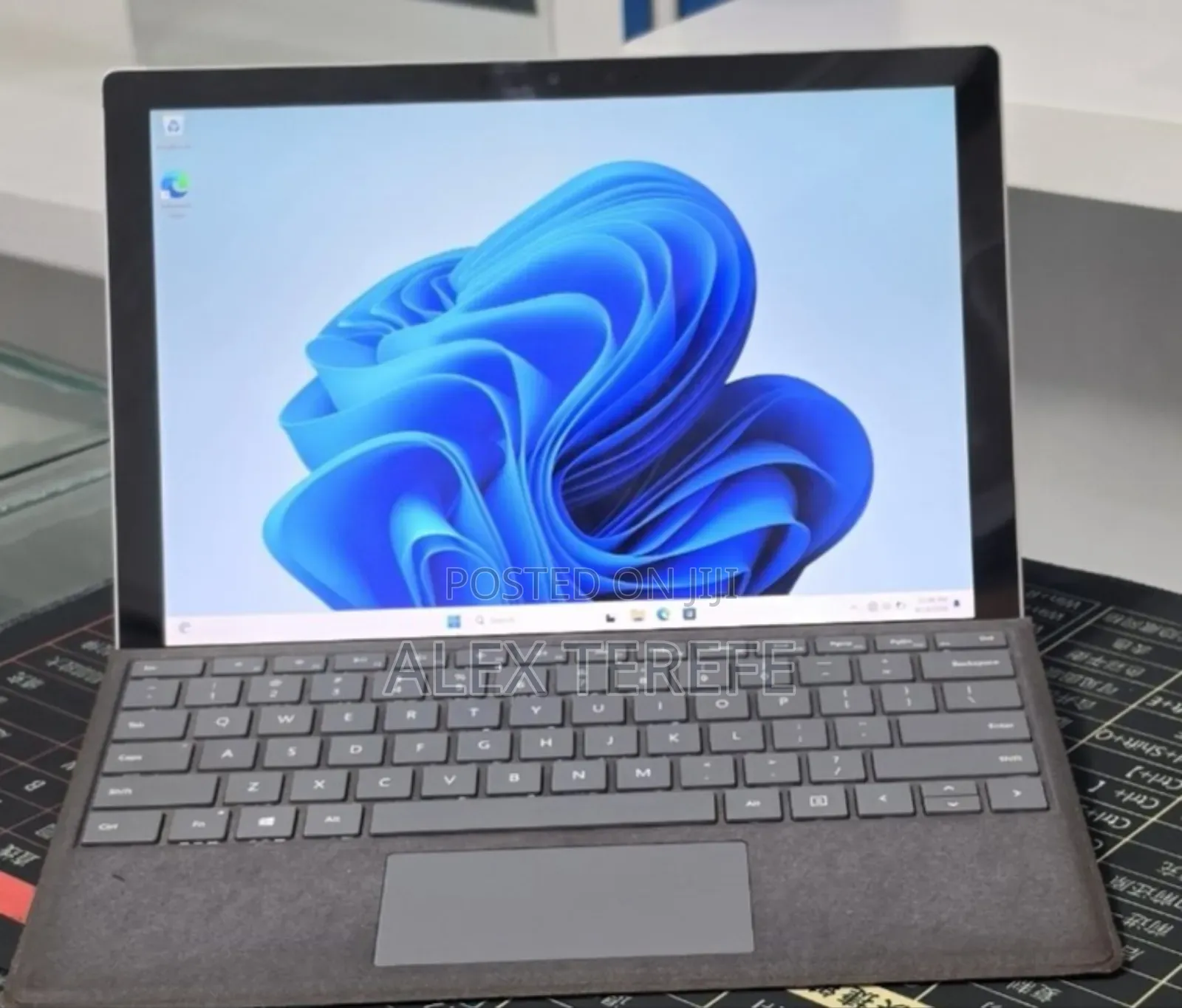 New Laptop Microsoft Surface Pro 7 32GB Intel Core i7 SSD 1T