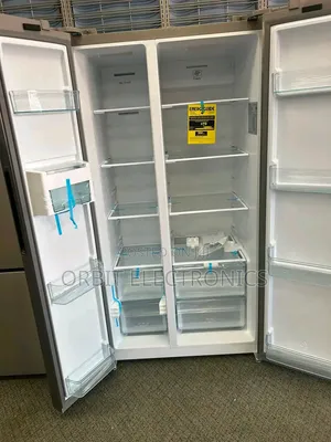 LG 670l Refrigerator