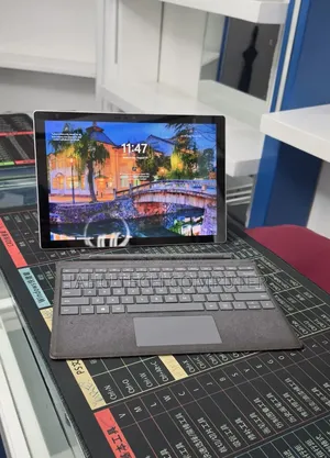 New Laptop Microsoft Surface Pro 7+ 32GB Intel Core i7 SSD 1T