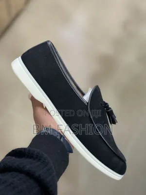 Bold Black Sleep-on Loafers