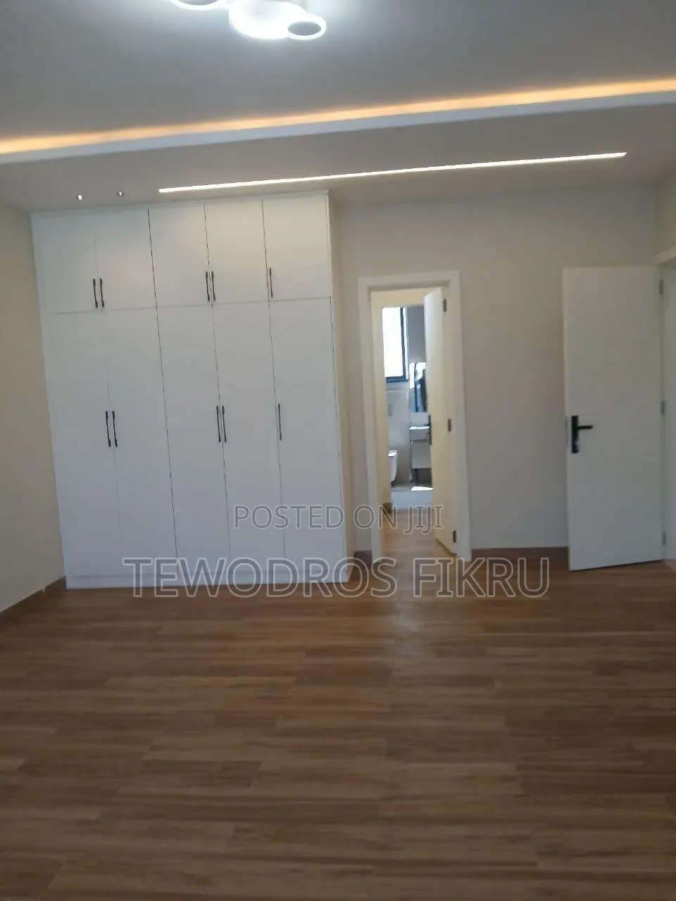 Furnished 3bdrm Apartment in Yeka for sale