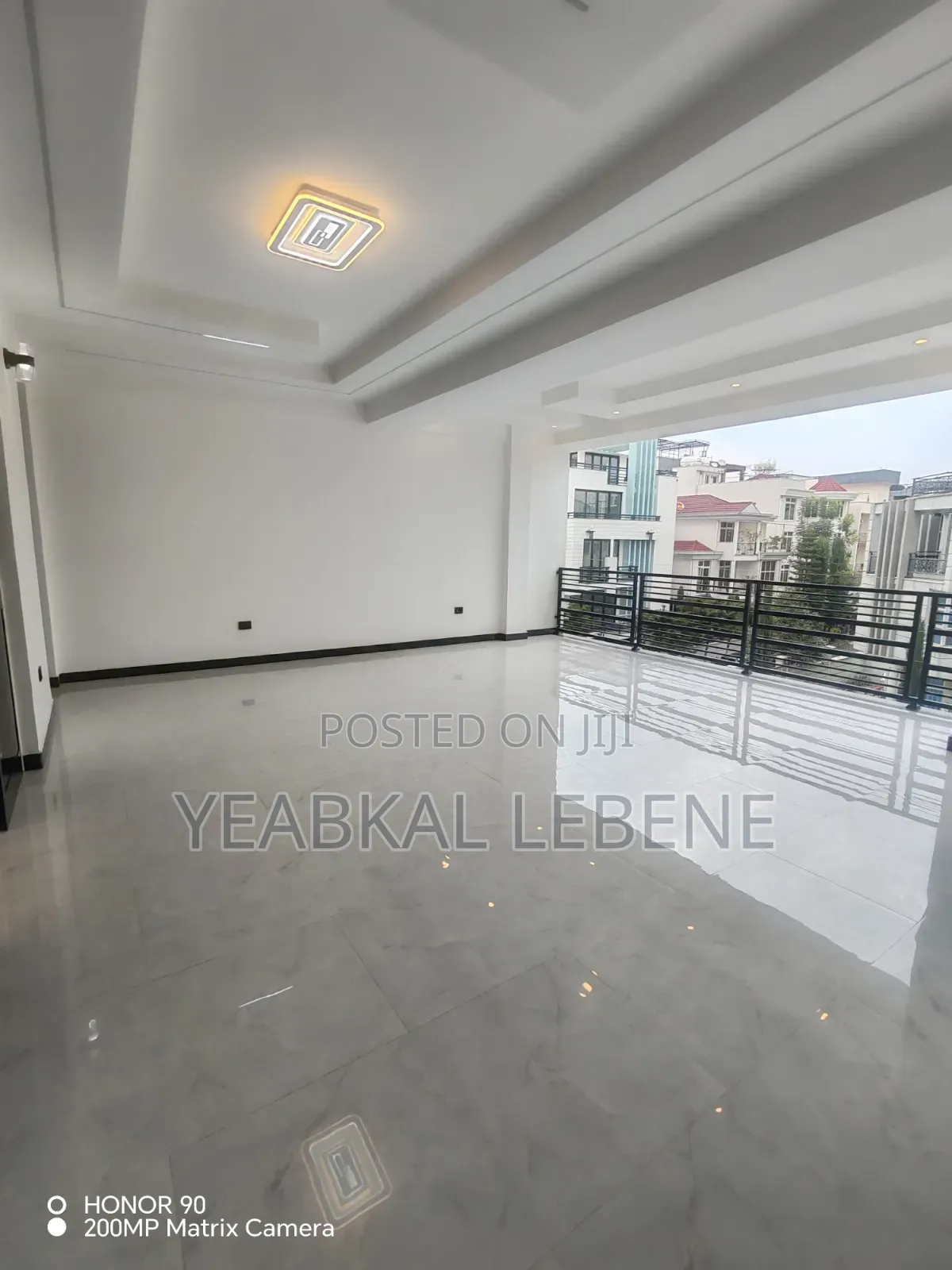 Furnished 9bdrm House in Bole for sale