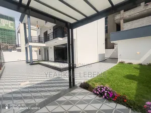 Furnished 9bdrm House in Bole for sale