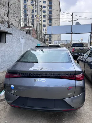 New BYD E2 43 kWh 94 hp FWD 2025 Gray