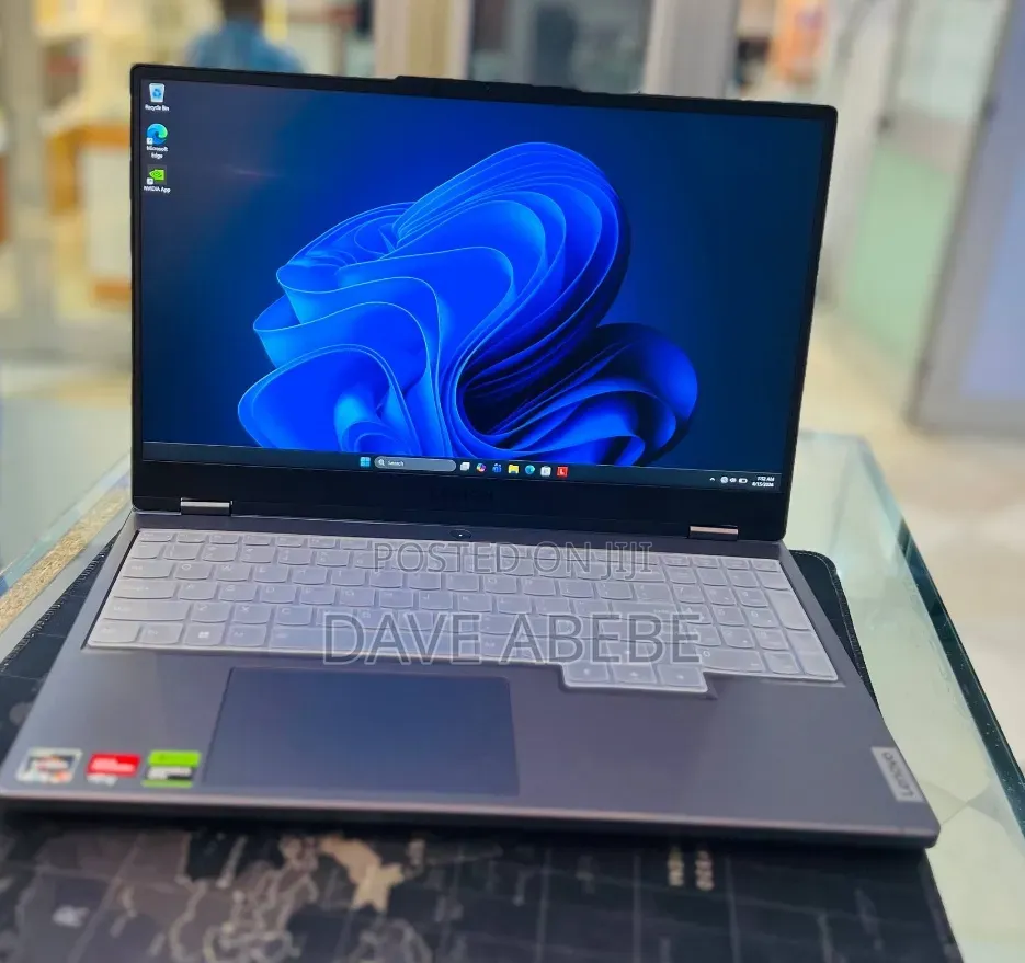 New Laptop Lenovo Legion 5 16GB AMD Ryzen 7 SSD 1T