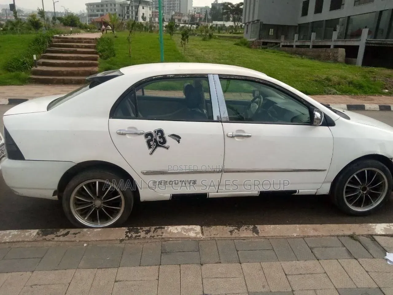 Toyota Corolla 2001 White