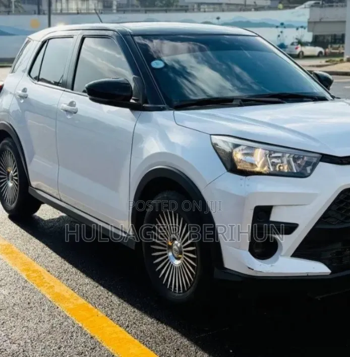 Toyota Raize 2022 White