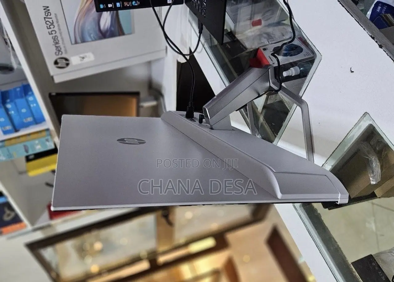 HP Monitors