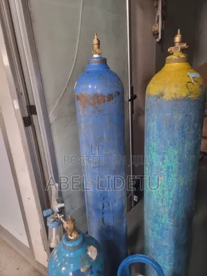 A Portable, Quick-Access Oxygen Cylinder