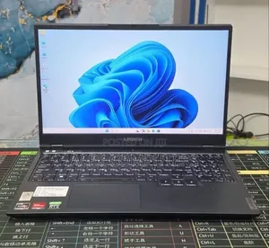 New Laptop Lenovo Legion 5 16GB AMD Ryzen 7 SSD 512GB