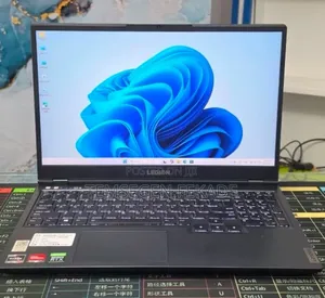 New Laptop Lenovo Legion 5 16GB AMD Ryzen 7 SSD 512GB